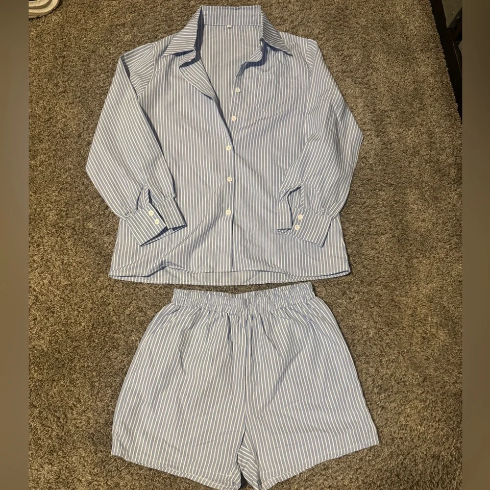 Striped Set - Picture 3 of 5